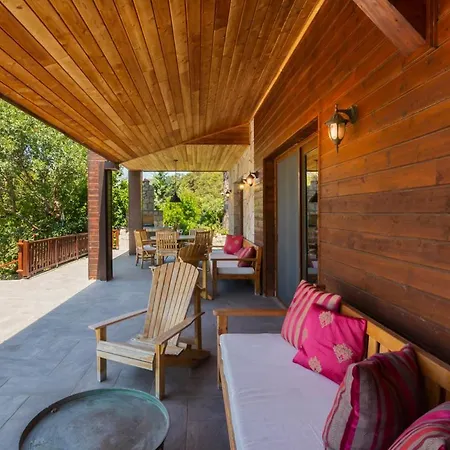 Villa Islamlar Sleeps 9 Pool Air Con Wifi *