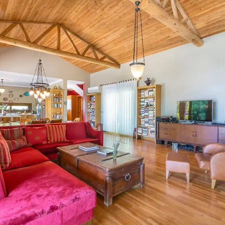 Islamlar Sleeps 9 Pool Air Con Wifi Villa Islamlar (Mediterranean)