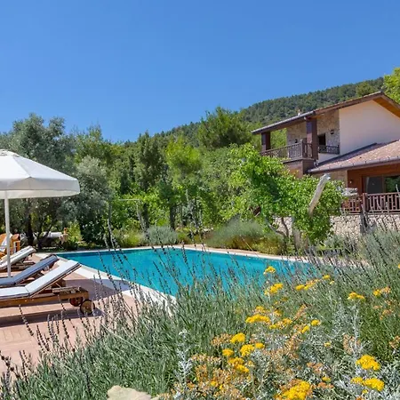 Islamlar Sleeps 9 Pool Air Con Wifi Villa Islamlar (Mediterranean)